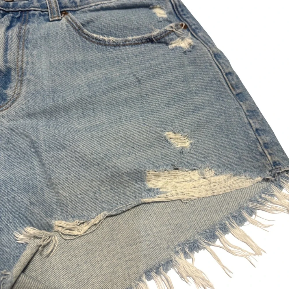 Abercrombie & Fitch Curve Love The Baggy Short Low Rise Distressed Denim 28/6